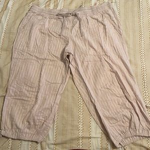 H&M Plus - linen Capri - Size XXL